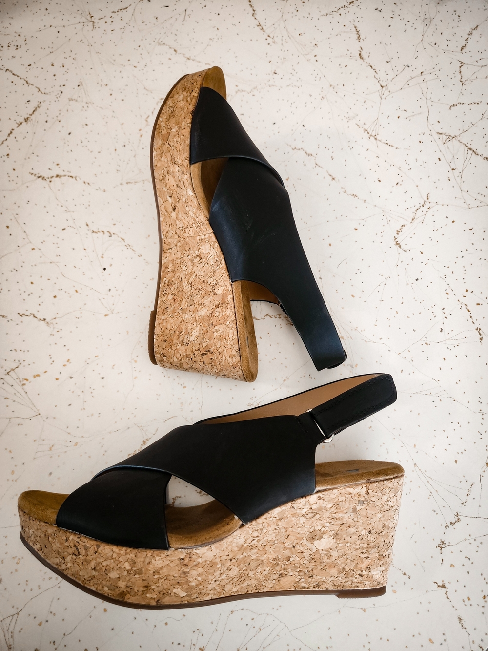 Cushionaire Cork Wedge Platform Sandals Black Size 8 Women's Comfort Shoes - Picture 7 of 8